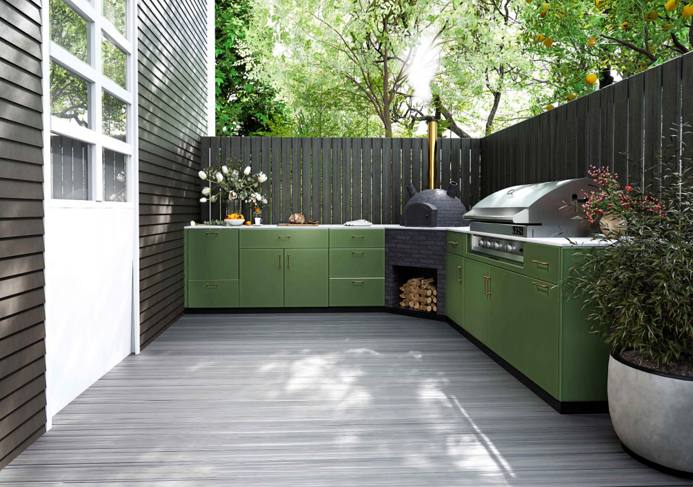 Outdoor kitchen and premium finishes